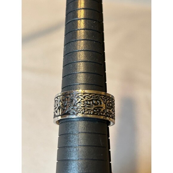 Silver Tone Design Band Ring Size 10 - Picture 3 of 3